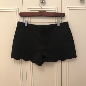 Club Monaco Black Scallop Edge Shorts - Size 4